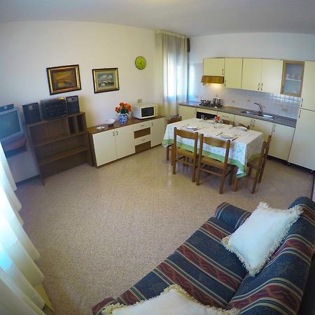 Caorle Economy Apartments Chambre photo